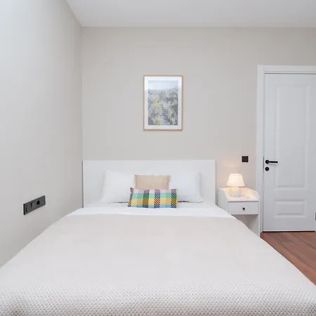 Two-bedroom Family In Managed - Galata Tower View With Elevator 4* Stambuł
